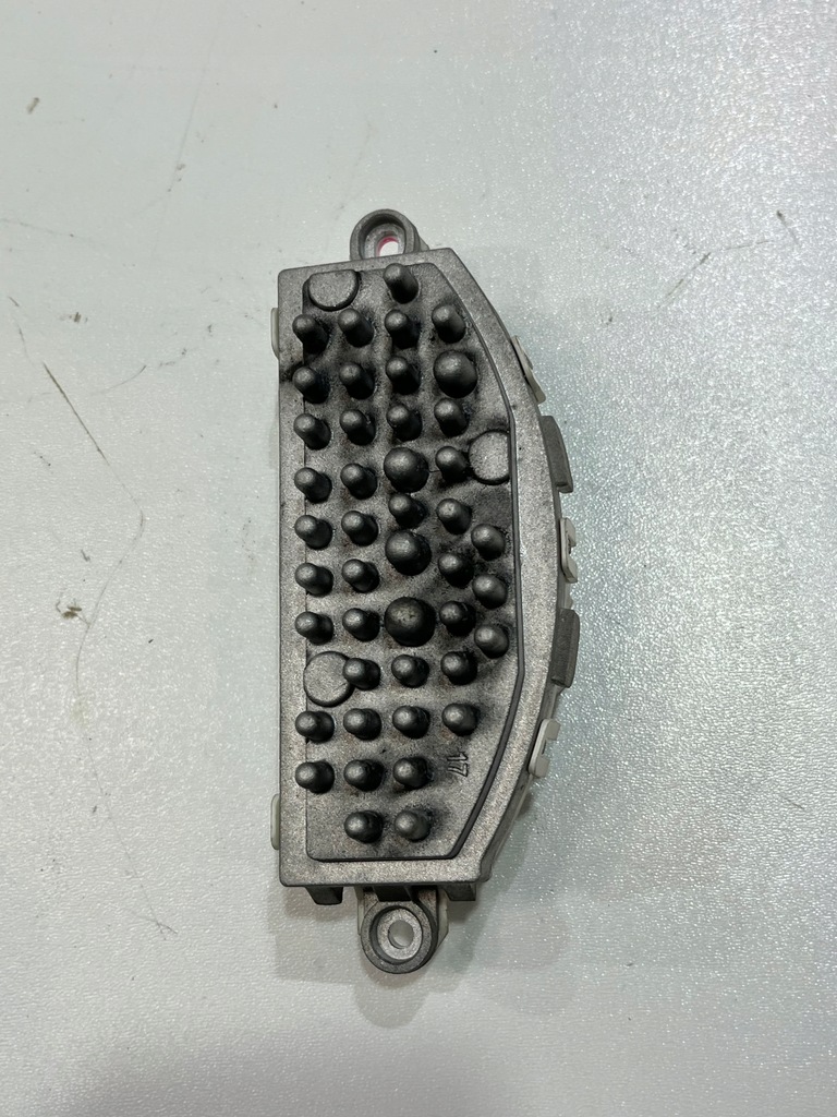 фото №1, Резистор вентилятор octavia iii 5q0907521c