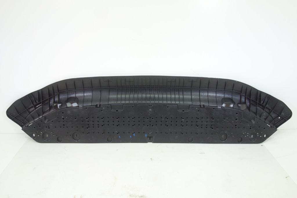 фото №1, Плита pod бампер audi a4 b9 s-line 8w0807611f