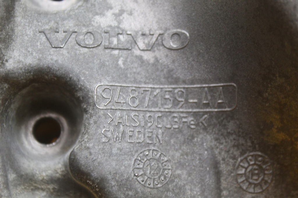 Поддон масляная volvo s60 2 v60 2.4 bit d5244t17 9487159 aa Цена