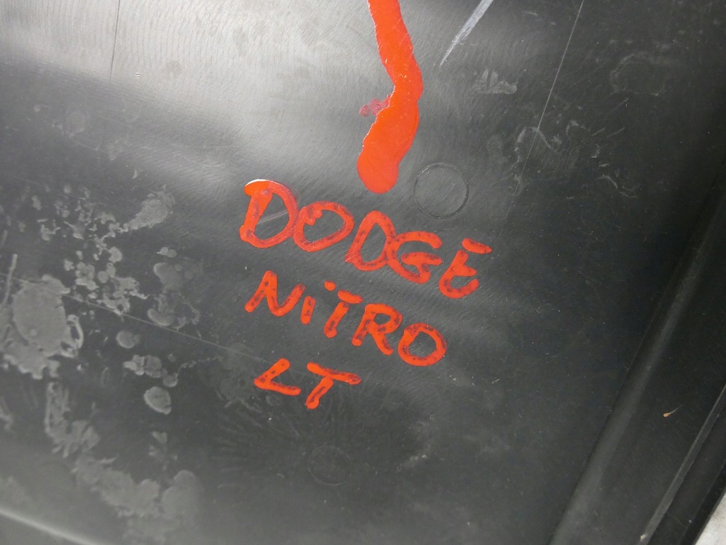 фото №12, Dodge nitro обшивка багажника левый задняя обшивка