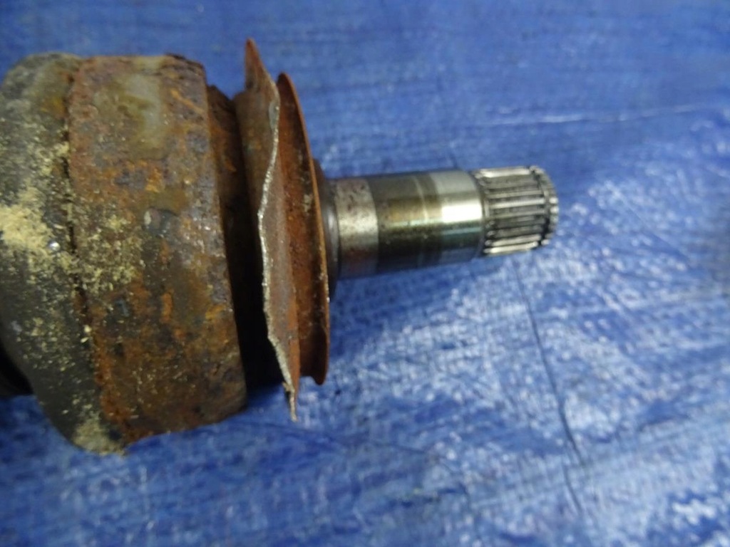 фото №2, Привідний вал задня права mercedes slk r171 3.5