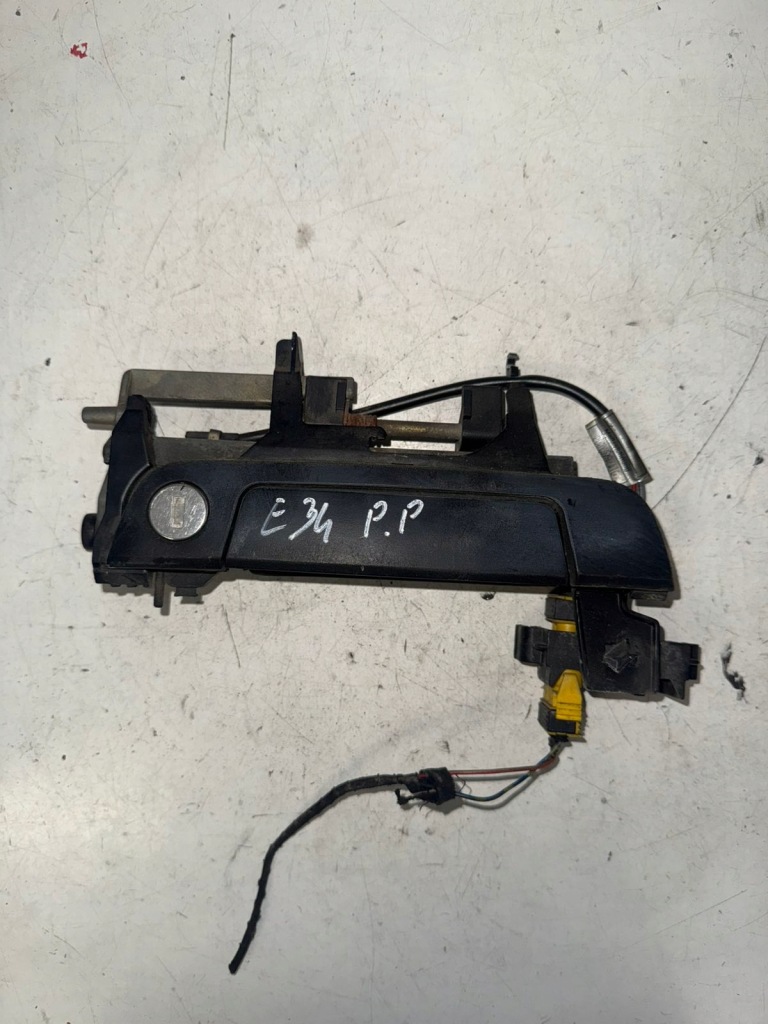 Купити Bmw e34 ручка двері права передня