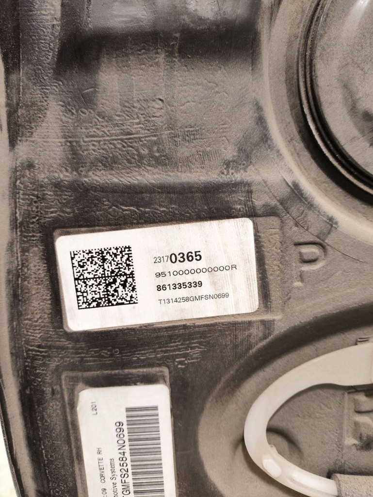 фото №8, Chevrolet corvette c7 2015 бак топлива 23170365