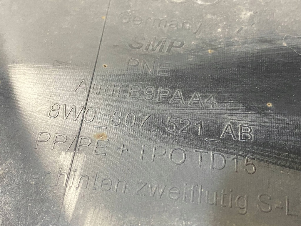 фото №9, Audi a4 b9 s-line lift спойлер накладка бампера задняя 8w0807521ab