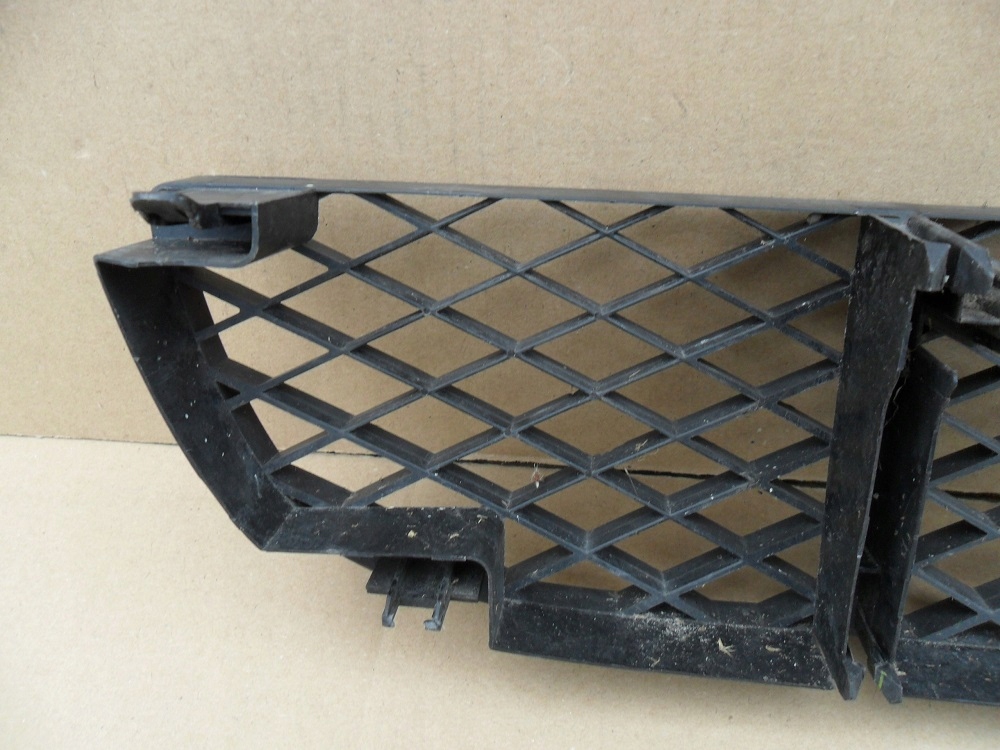 фото №15, Mazda premacy cp 1999 2000 2001 решітка бампера