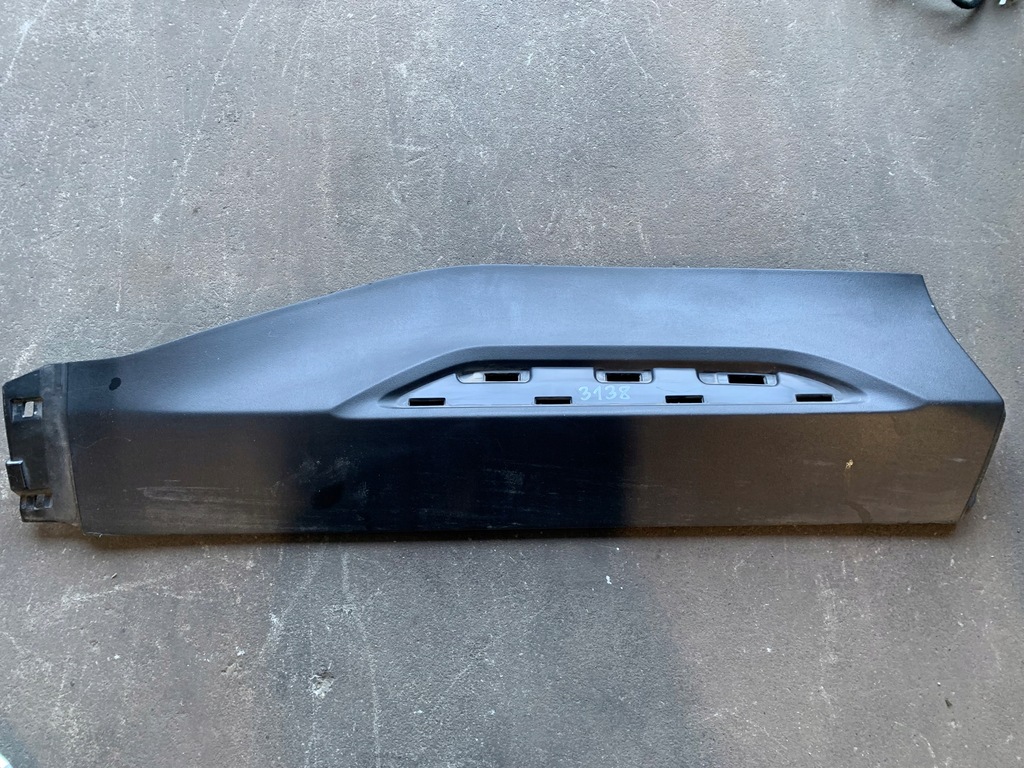 фото №1, Toyota yaris cross молдинг дверь правый задняя 75077-0d020