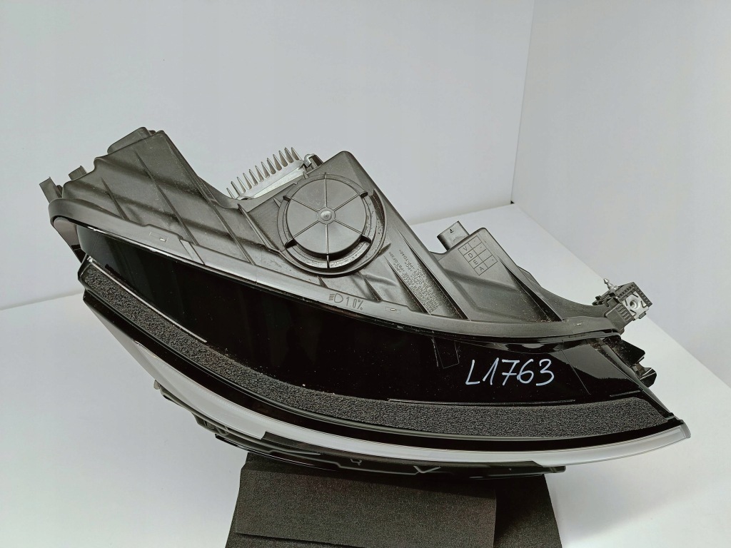 Tesla model y juniper 25- фара правий перед full led європа  1918351-00-d в Україні