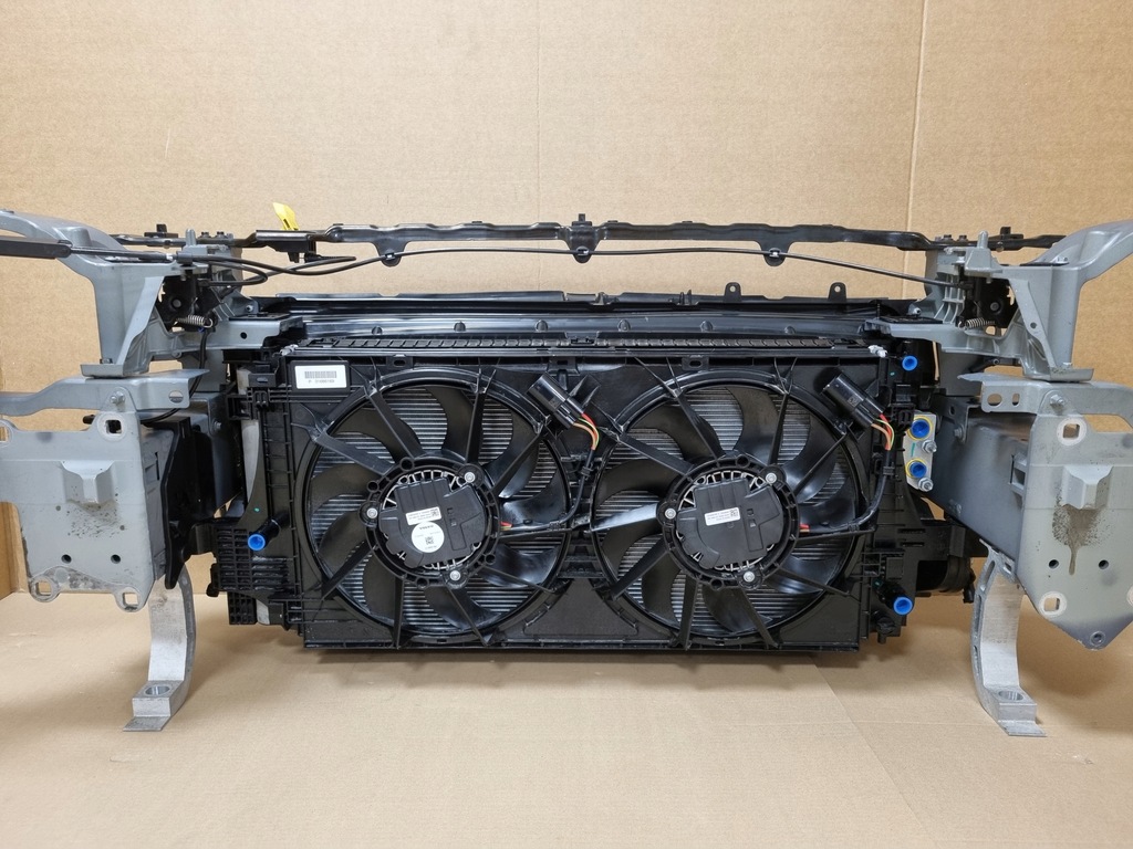 фото №15, Polestar 2 kompletny pas передний радиатор