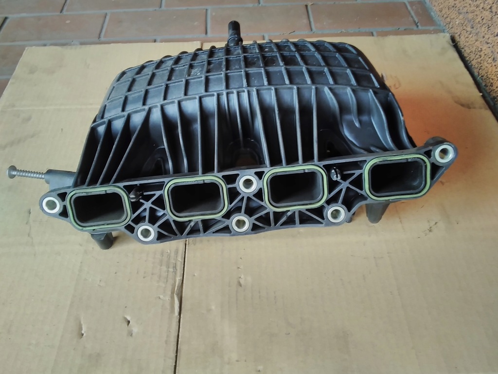 фото №5, Колектор всмоктуючий 1.4tsi 03c129711ae