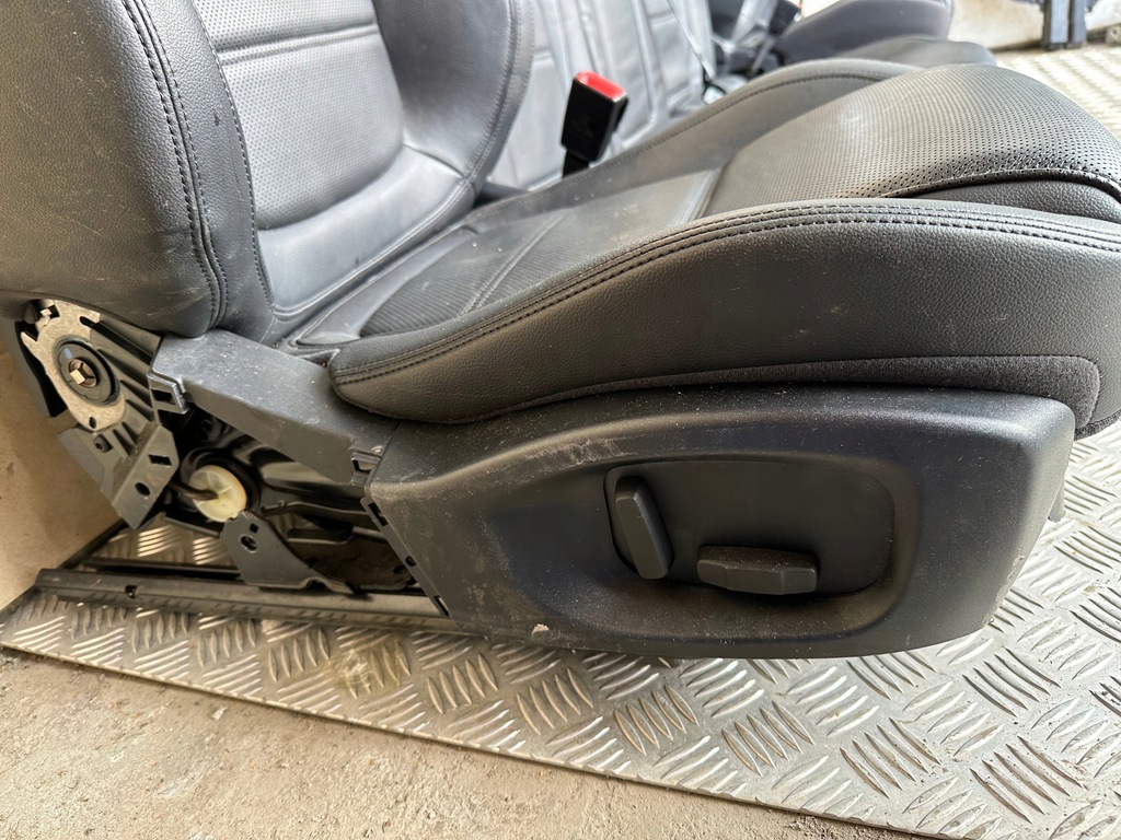 фото №5, Сидіння заднє сидіння шкіра jaguar e-pace