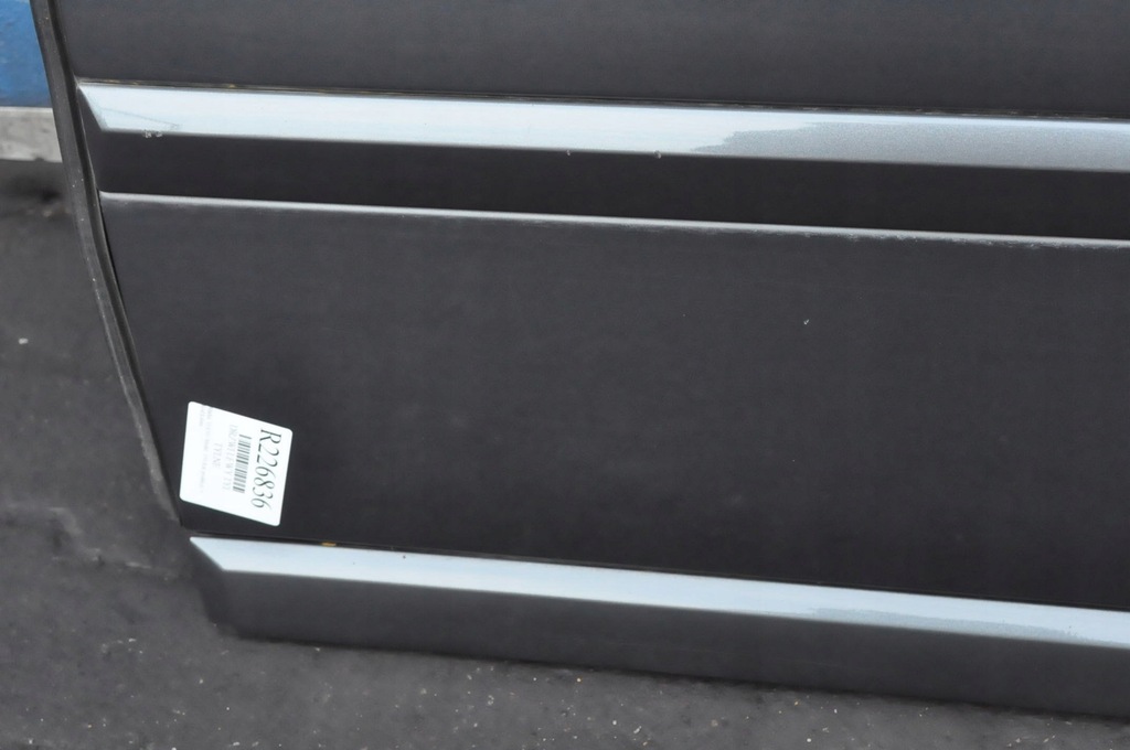 фото №9, Volvo v50 двері лівий задня задні kombi повний