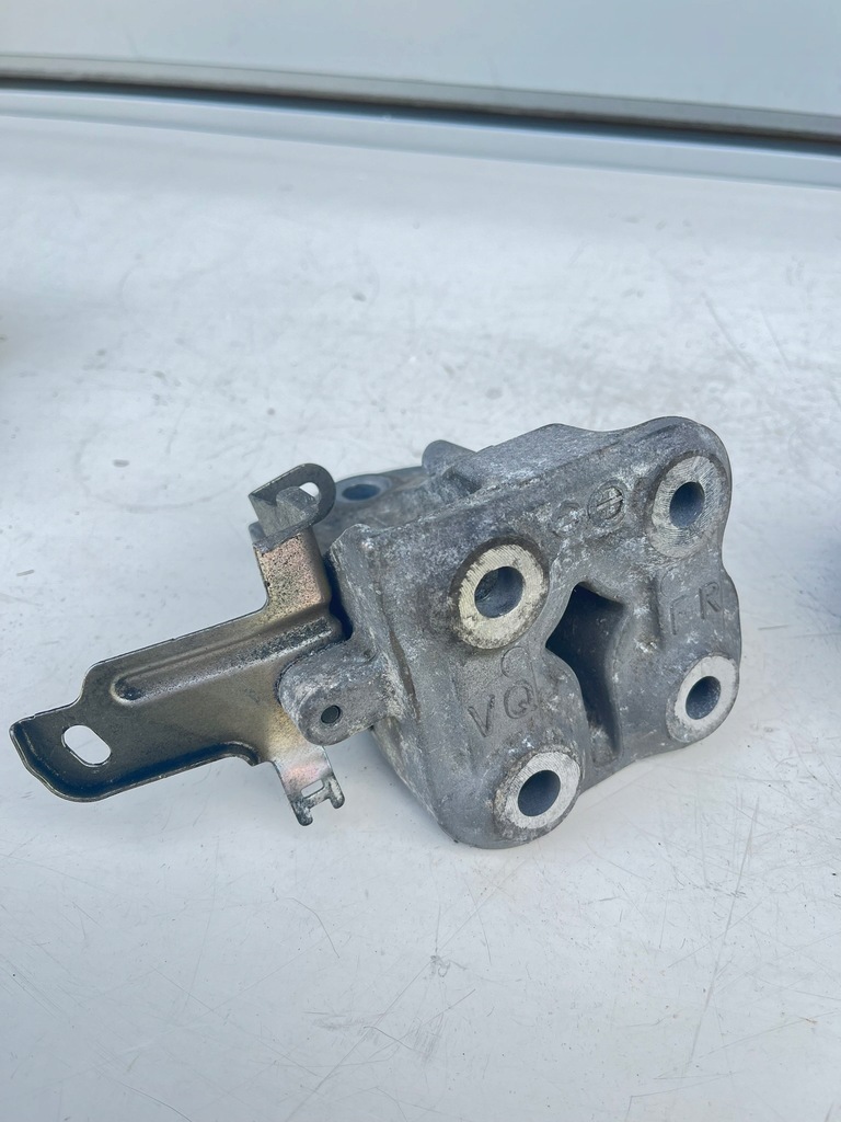 фото №1, Підпора кронштейн двигуна infiniti права