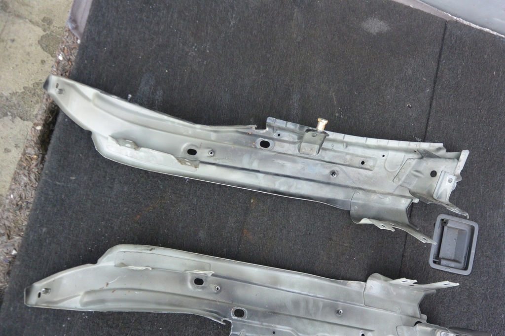 фото №8, Кронштейн крила перед lz9y audi q7 4l