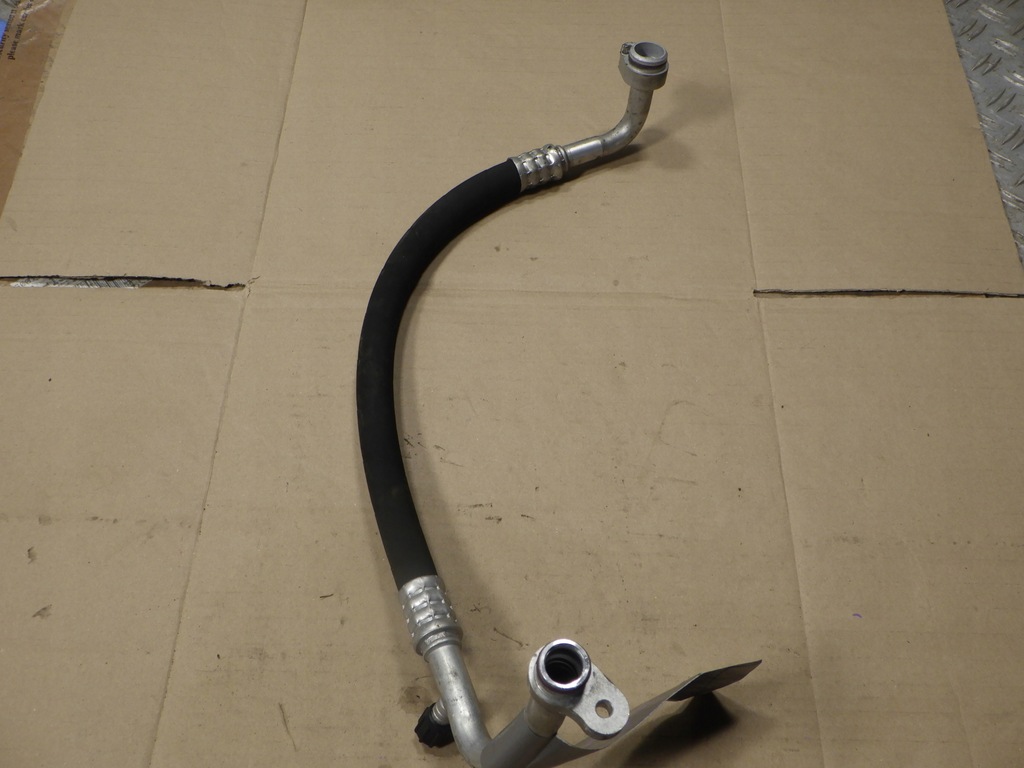 фото №1, Mercedes w246 1.8cdi шланг кондиционера