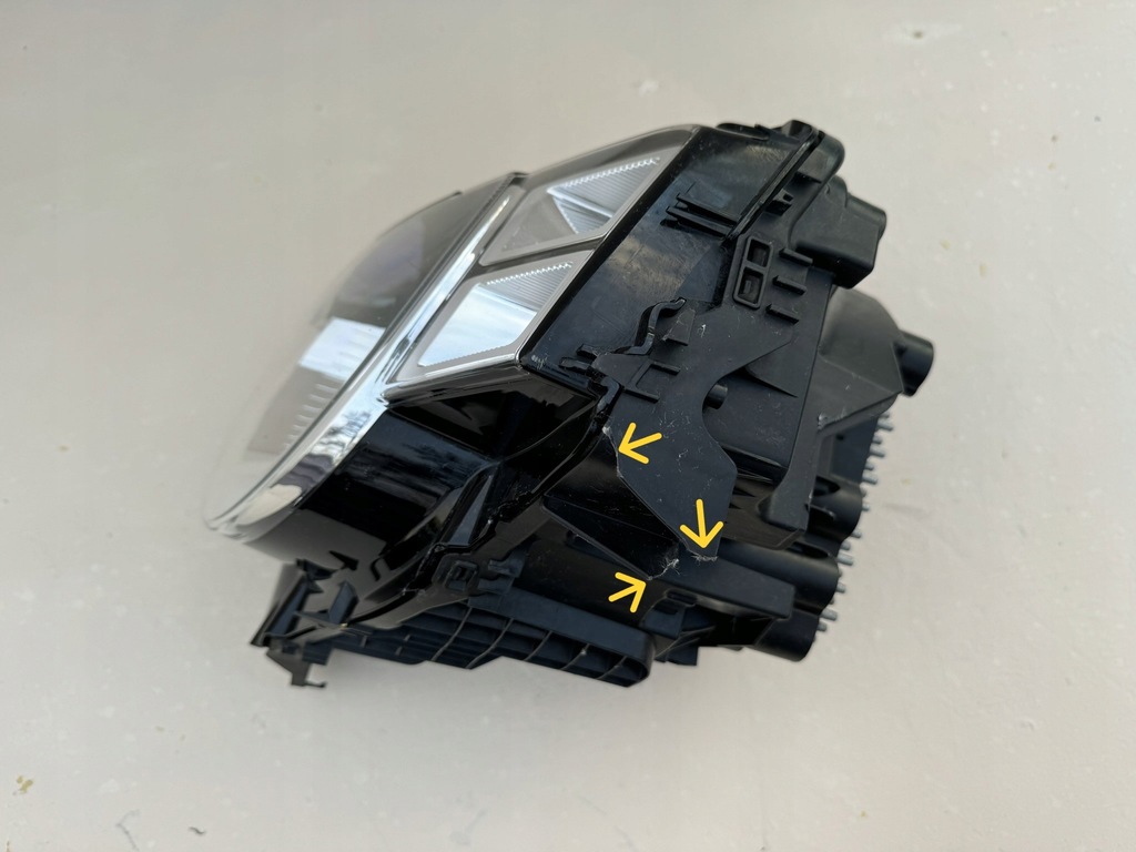 фото №15, Land rover defender 2 ii 20r- лампа ліва перед передня full led l8b213w030