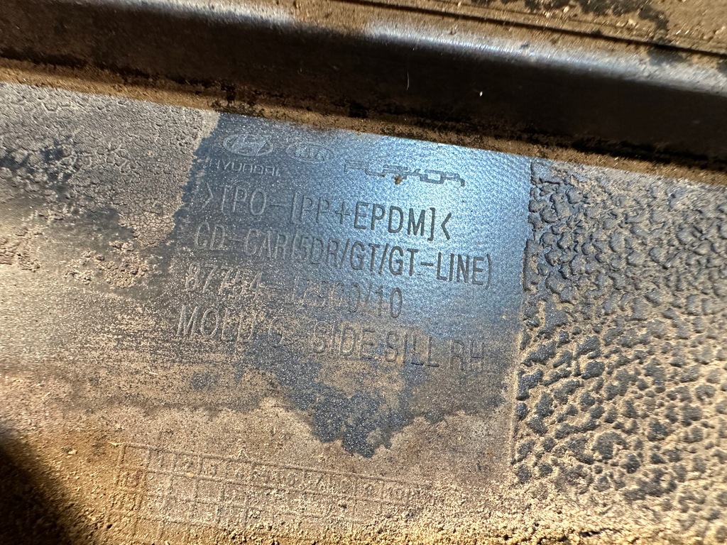 фото №8, Kia ceed iii gt-line молдинг поріг права