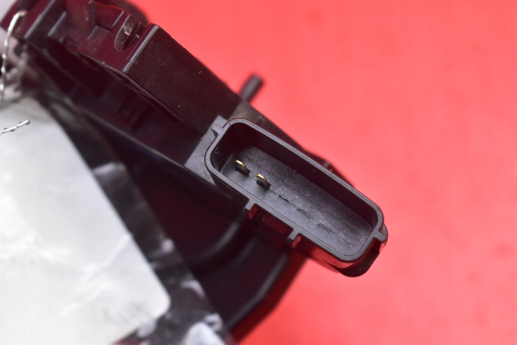 фото №7, Замок дверь правый задняя задний y26-14510 nissan leaf 1 i ze0 lift 10-17