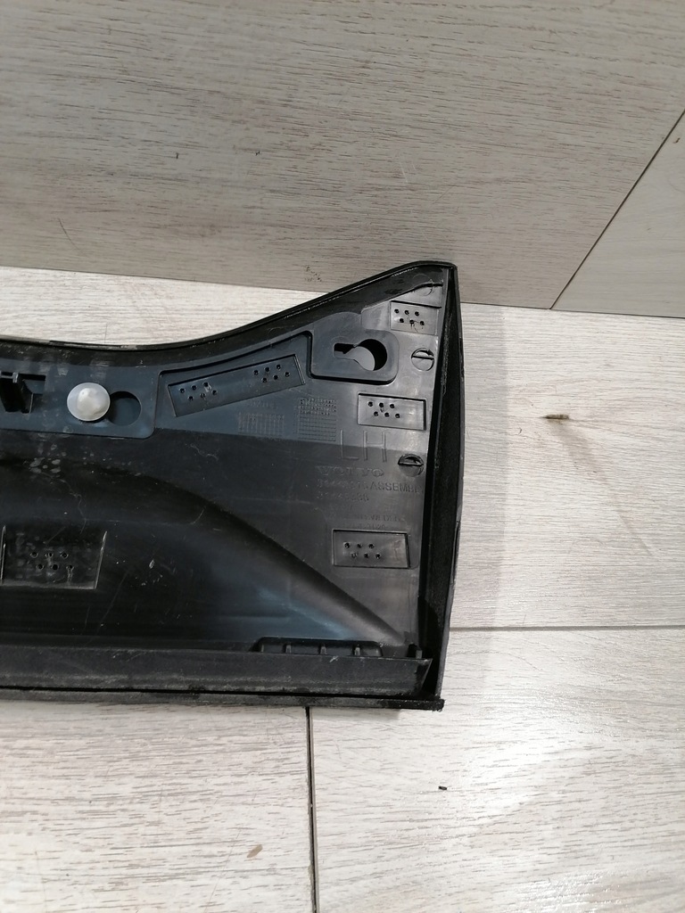 фото №9, Volvo xc40 молдинг двері лівий перед 31448316