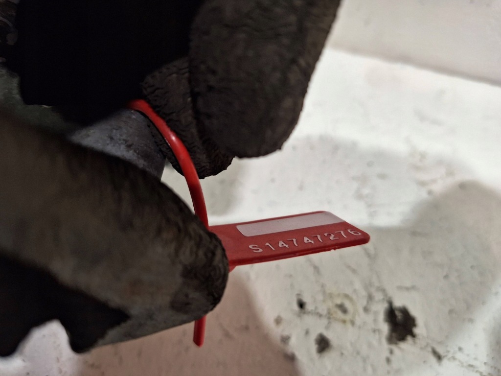 Стартер m002t13081 citroen c3 1.1 8v 03- Зі Шроту