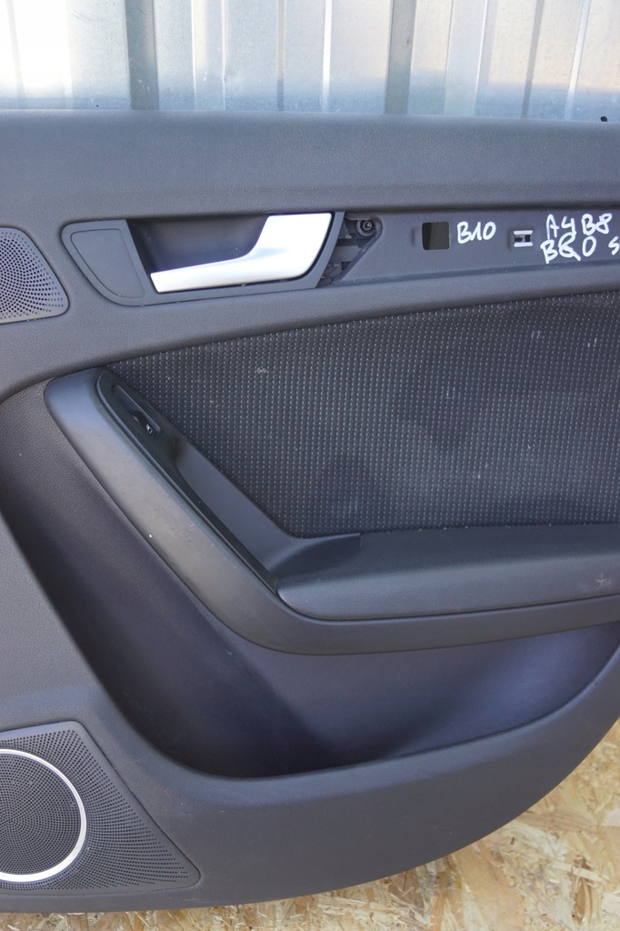 фото №11, Обшивка дверь правый задняя audi a4 b8 s-line