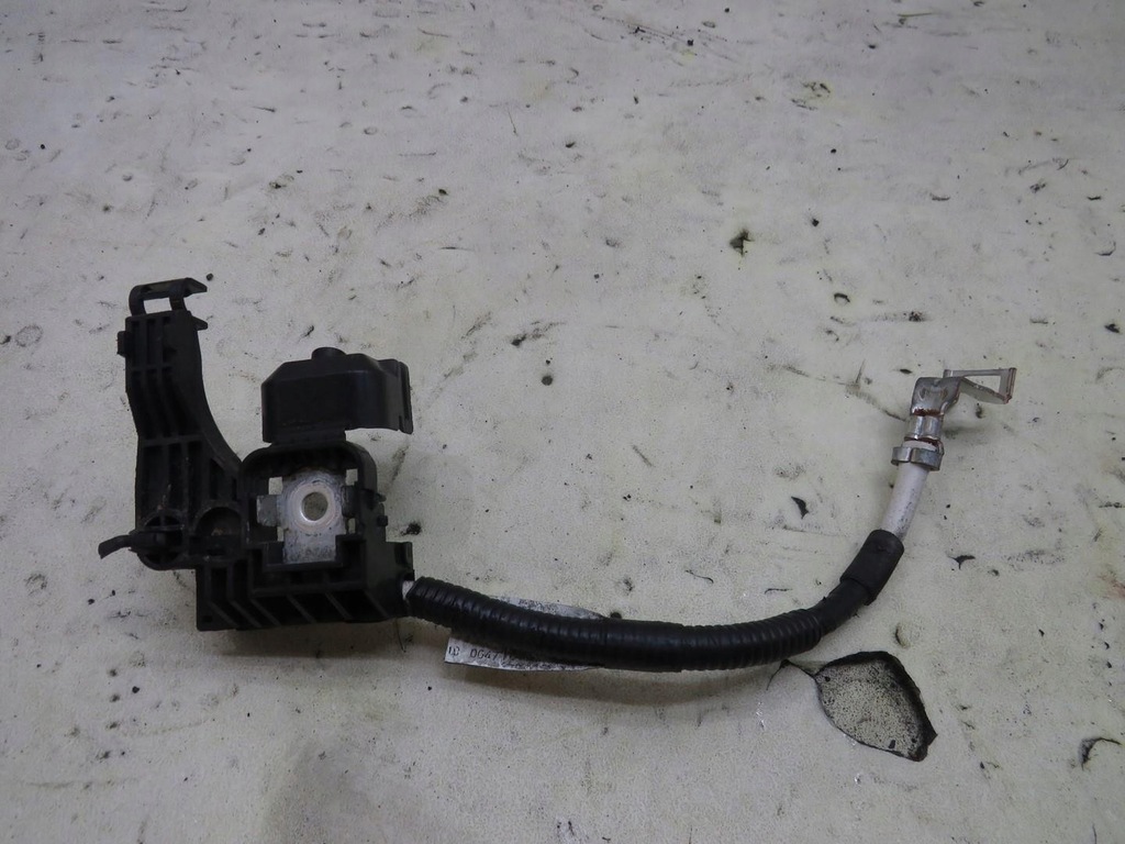 фото №4, Клема мінусова prius 3 iii