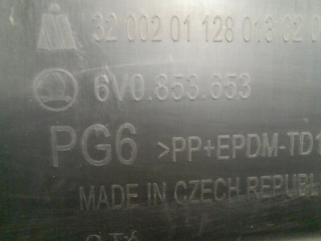 фото №5, Skoda fabia iii 14-21 решітка радіатора / решітка радіатора 6v0853653