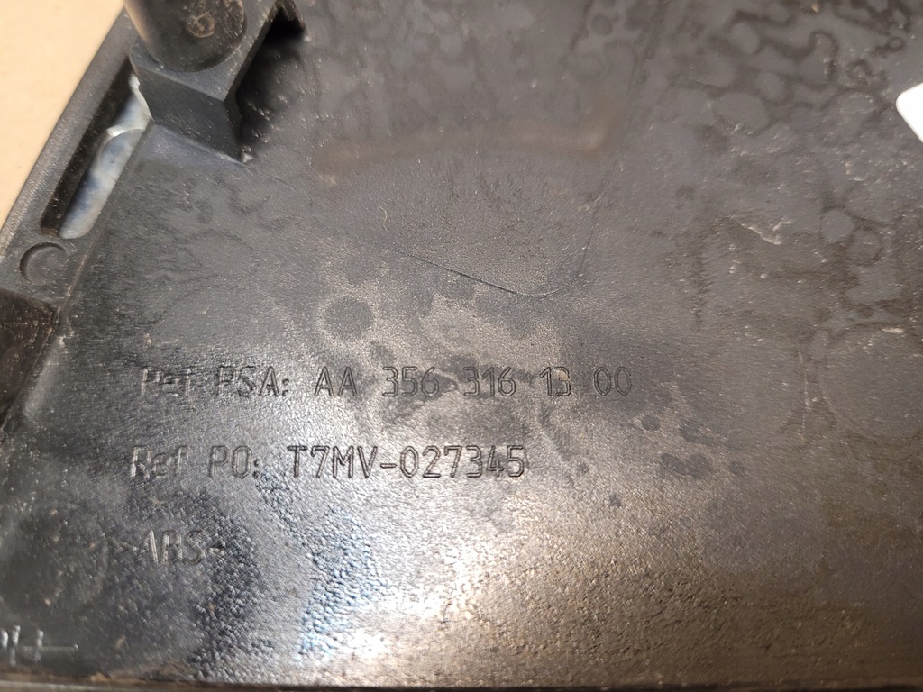 фото №6, Эмблема передний peugeot 308 lift