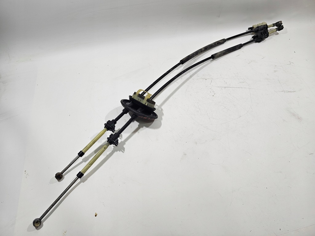 фото №11, Троси перемикання передач peugeot 208 i 1.4 e-hdi #1648