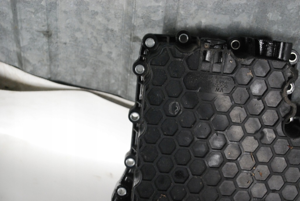 Поддон масляная коробки audi q5 sux 0ck321359k Киев