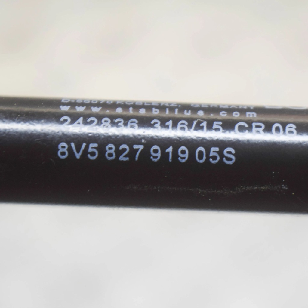 фото №6, Audi a3 s3 8v 2016 ліва сторона амортизатор кришки задній багажника