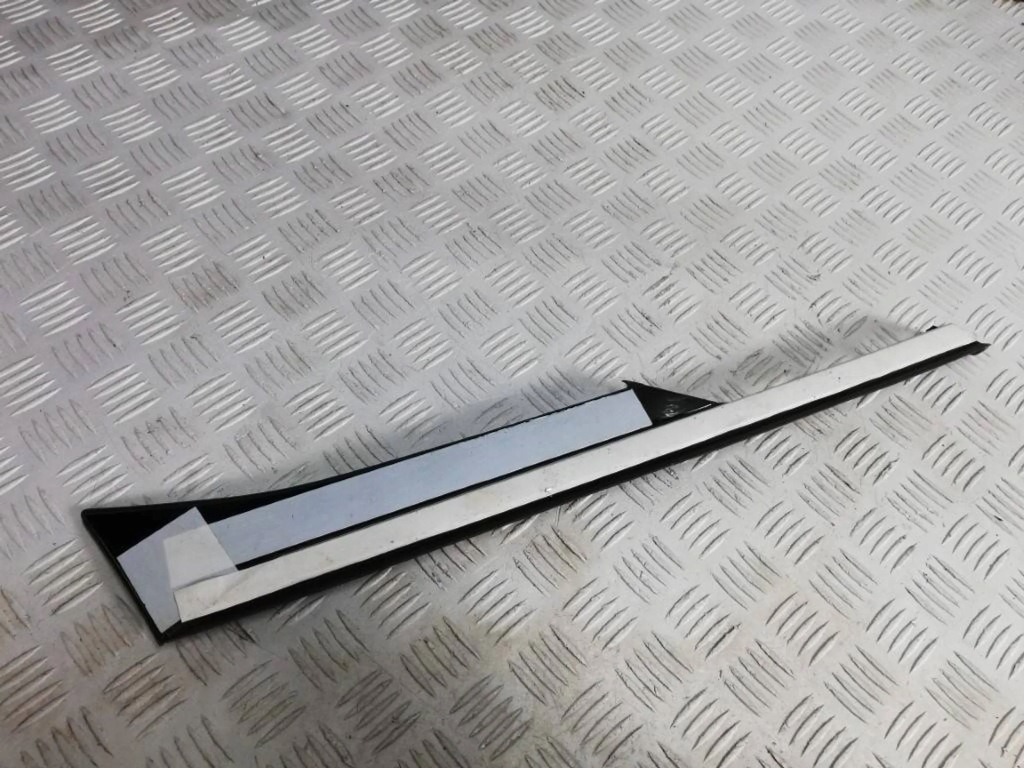 фото №1, Zz opel grandland x молдинг крыла задняя левая