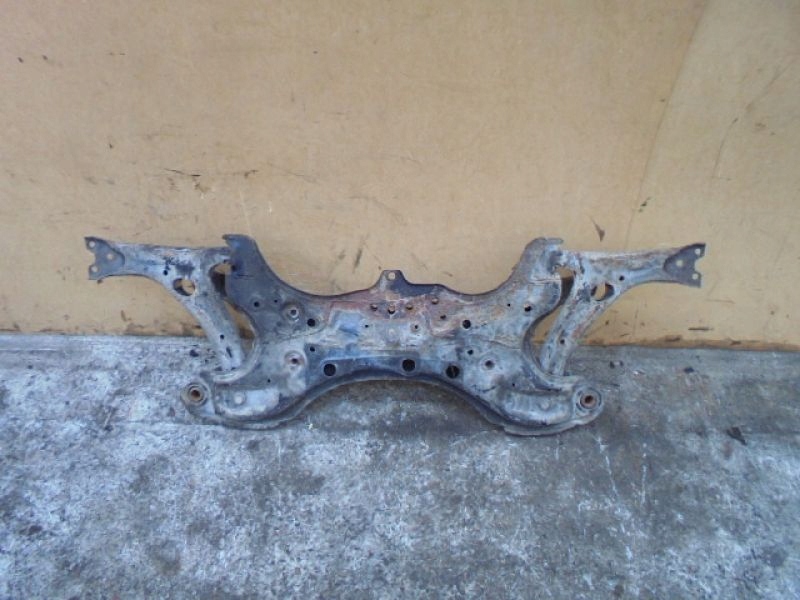 фото №1, Avensis ii t25 важелі підрамник підрамник перед 1,6b