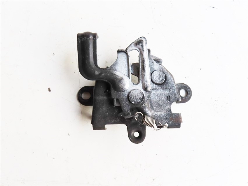 Купити Замок капот toyota yaris 2 2006-2011 рік