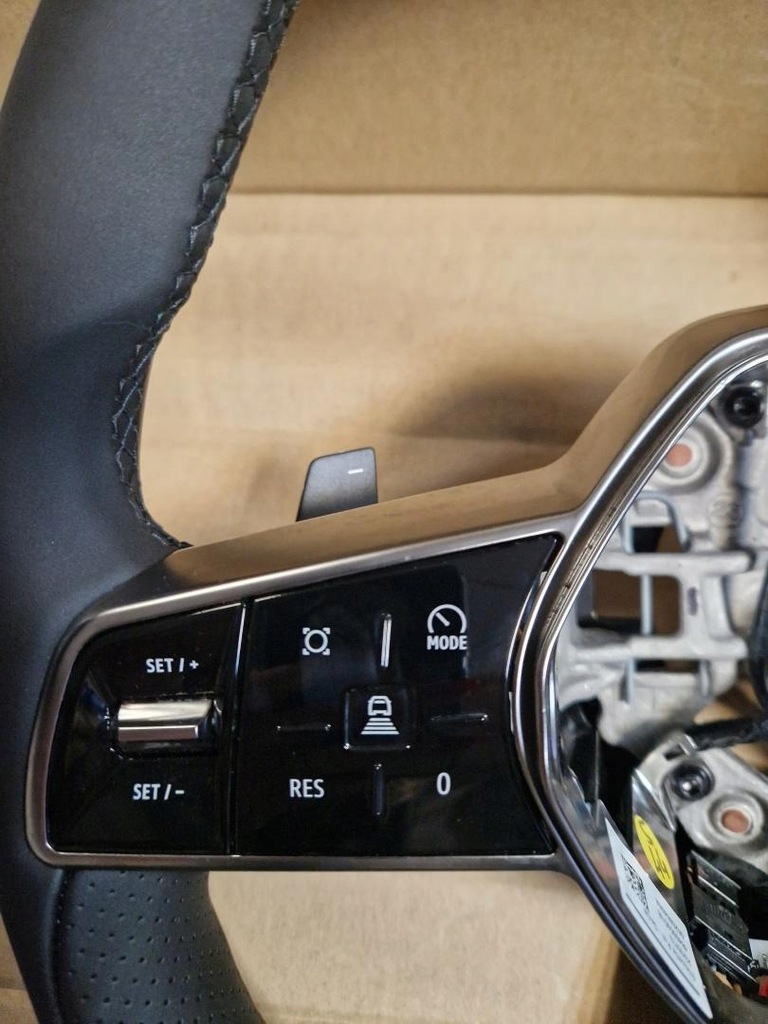 фото №3, Воздуховод кожа e-tech renault megane iv