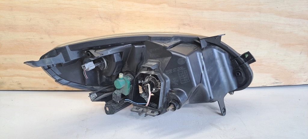 фото №2, Лампа перед левая renault twingo ii 2 271527-00