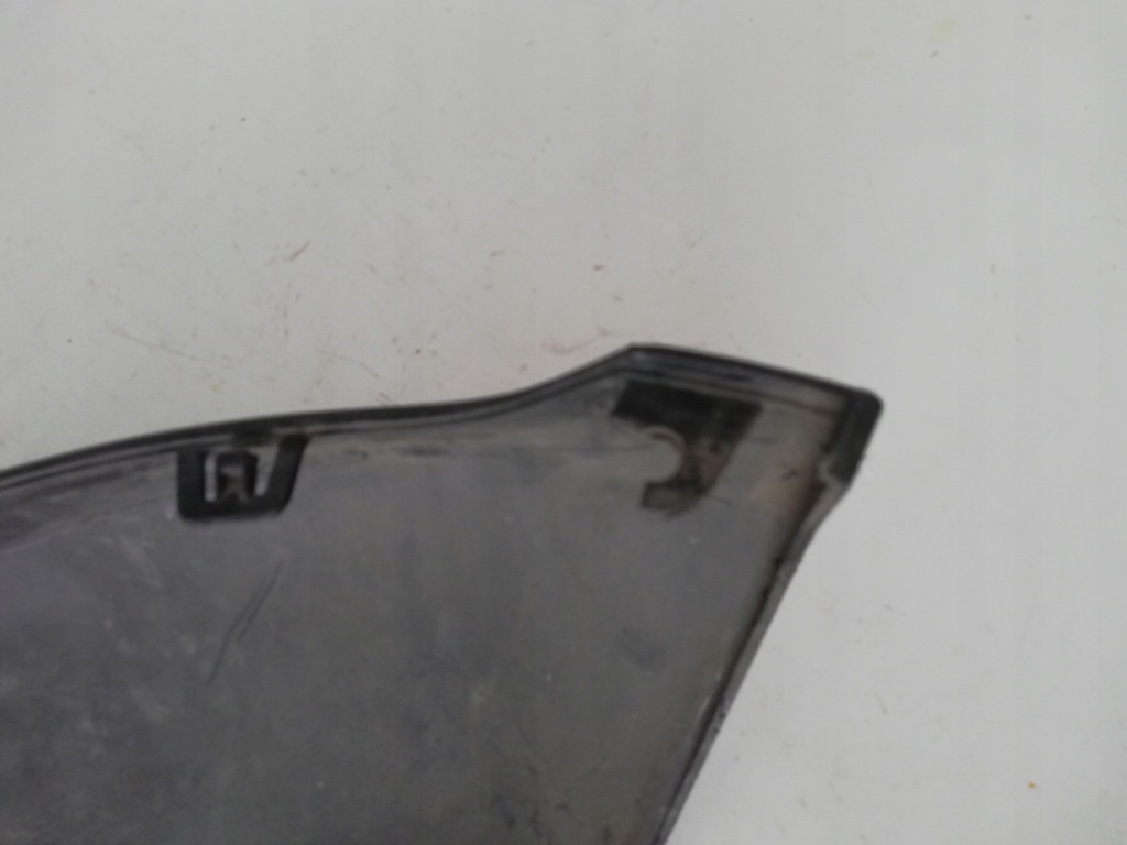 Спойлер бампера перед mercedes glc 253 Зі Шроту