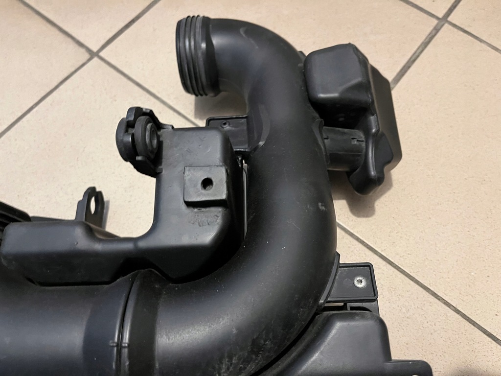 фото №10, Резонатор воздуха корпус kia ceed hyundai i30 i-30 ii 2 12- 28191-3x000