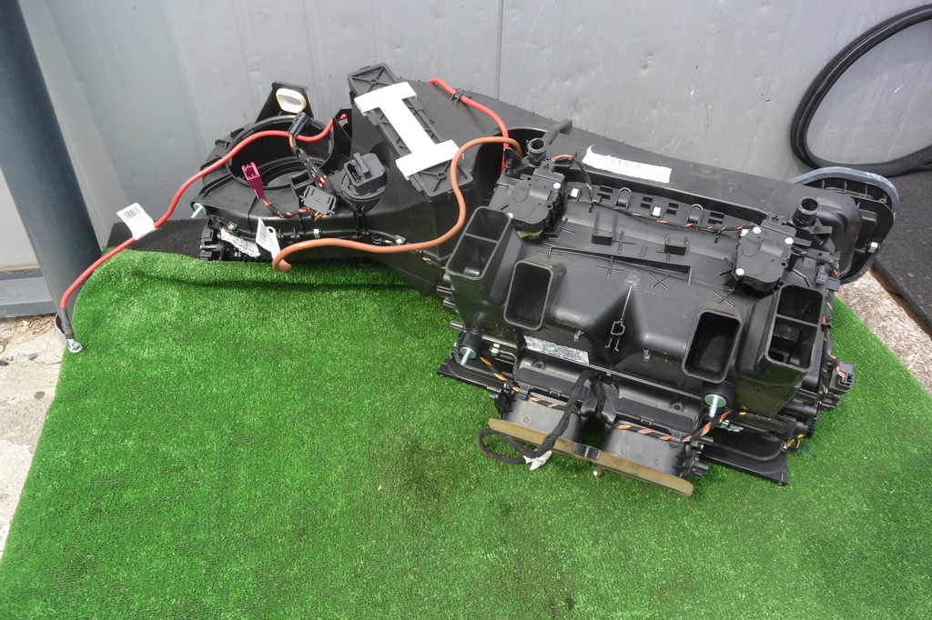 фото №10, Отопитель kpl mercedes c-klasa w204 eu