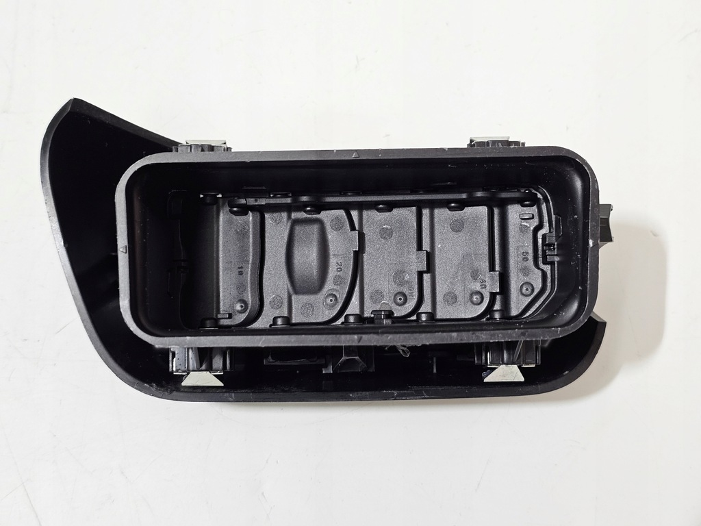 фото №5, Решётка обдув левая combo e berlingo iv partner iv #6769