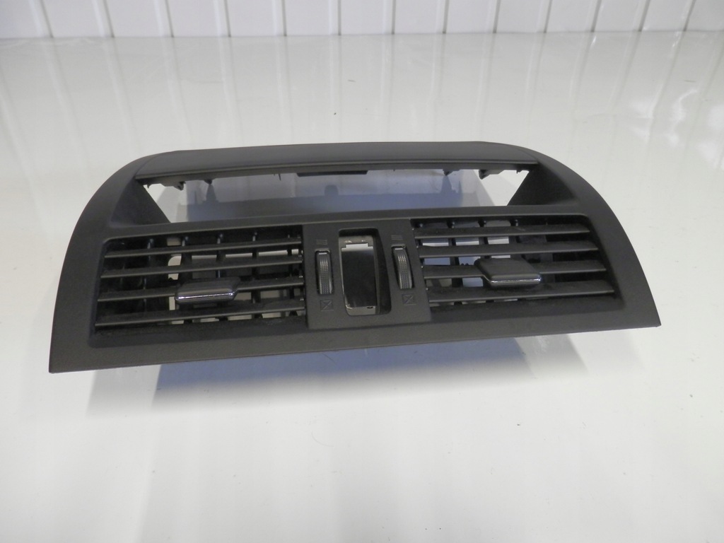 фото №1, Mazda 6 gh решётка средняя обдув