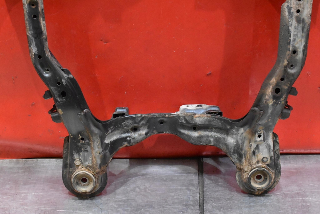 фото №10, Подрамник балка подрамник подрамник перед hyundai tucson 1 i 2.0 16v 142 km 04-10