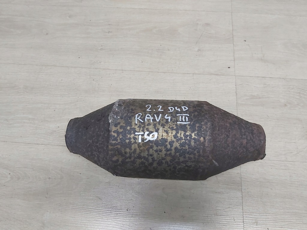 фото №1, Toyota rav4 iii 06 - 12 r катализатор 2,2 d4d ae3