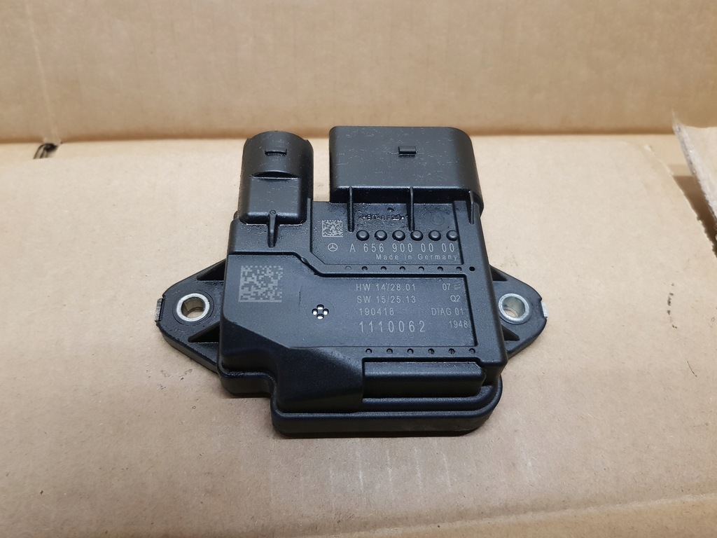 фото №1, Mercedes w257 w222 реле свеча a6569000000