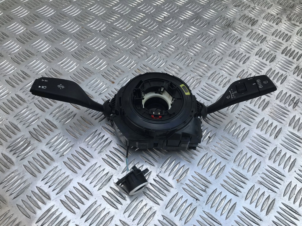 фото №1, Переключатель комбинированный лента bmw 1 f40 5a0fb96