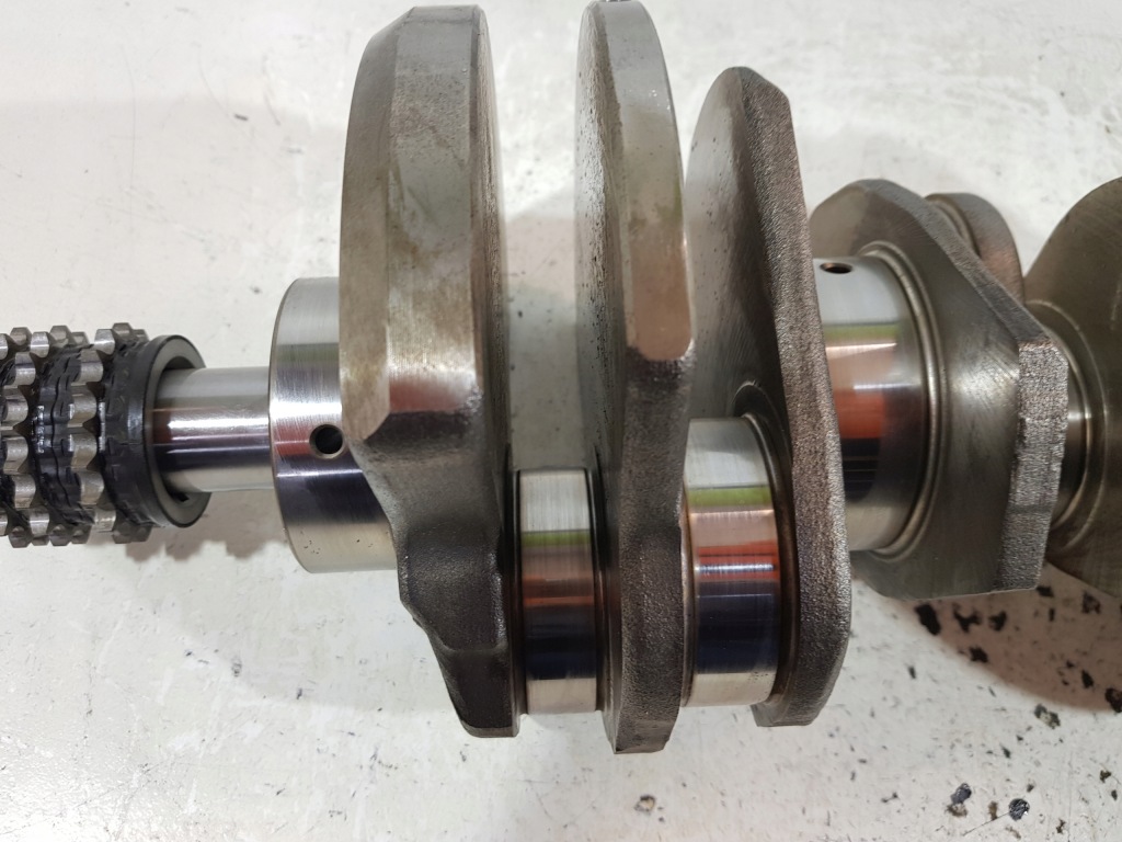 Wał коленчатый r64219 mercedes w211 ml w164 3.0 cdi 642940 Киев