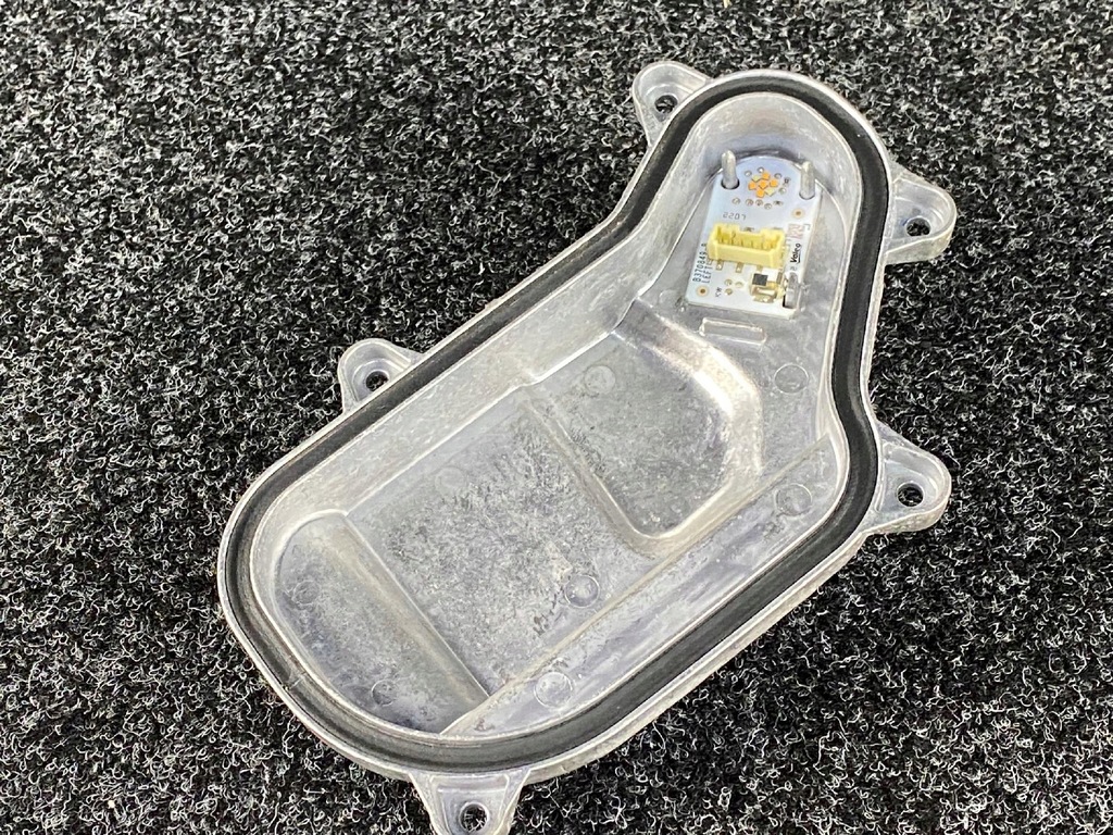 фото №2, Vw t-roc преобразователь модуль led левый перед 2ga