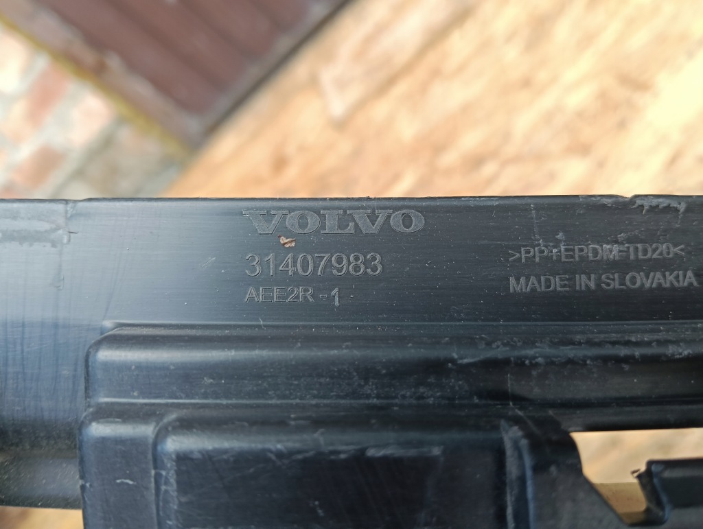 фото №8, Направляющая кронштейн бампера задняя 31407983 volvo xc60 ii