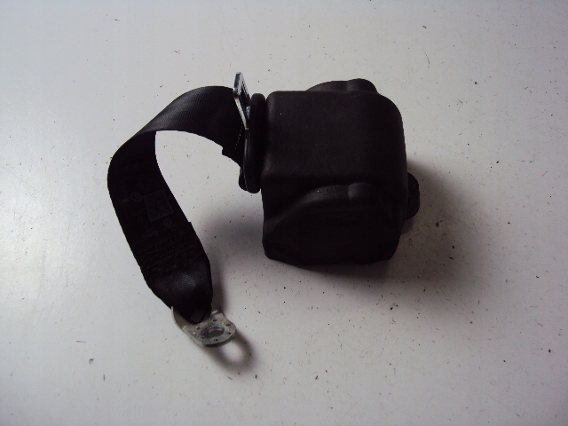 фото №1, Pas безопасности левый задняя vw beetle 5c 10-