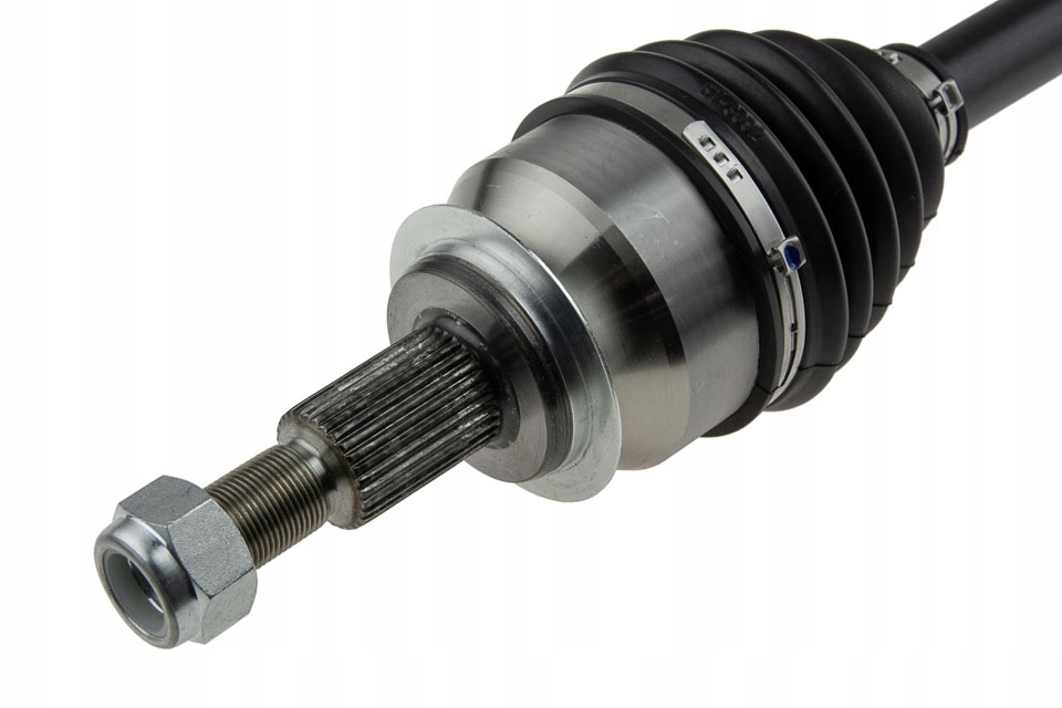 Привідний вал привідна права mazda 6 2.5 atm 2012- Ціна