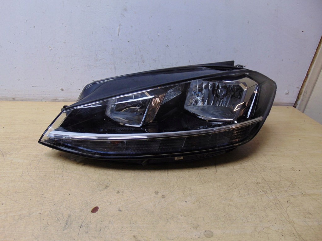 фото №1, Лампа левая перед vw golf vii lift 5g1941005d europ